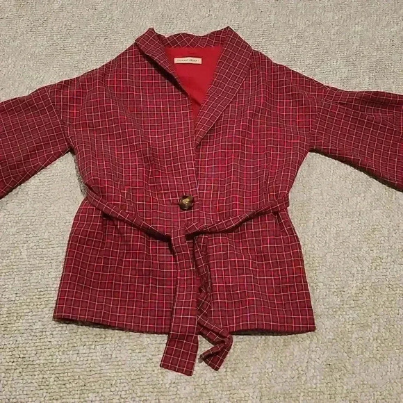 Jacket   - Picture 1 of 6